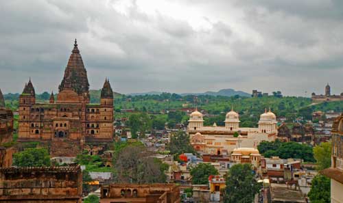 golden-triangle-tour-with-orccha-khajurao